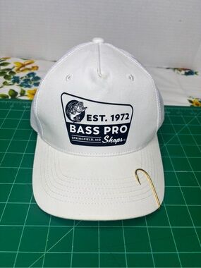 Bass Pro Shops Adjustable Baseball Logo Trucker Hat Fish Hook Detail FLAWED
